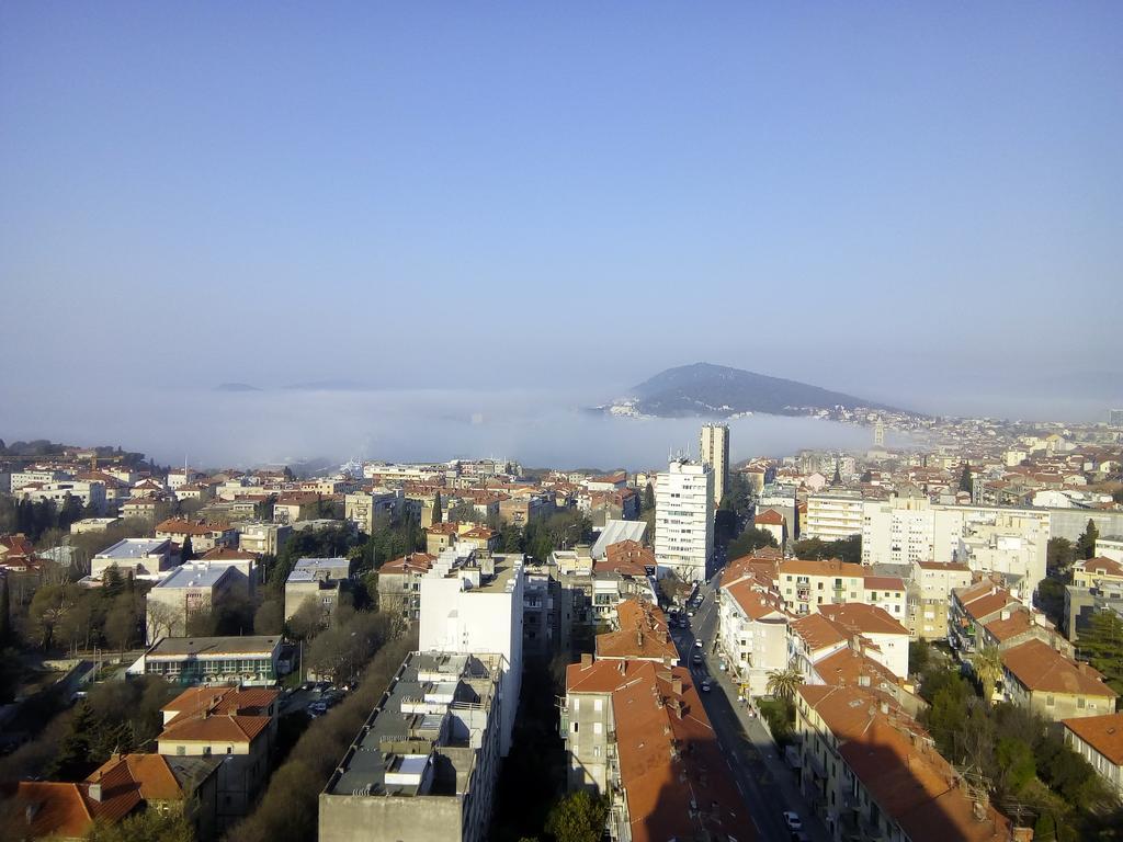 Apartment Penthouse Ema Сплит Экстерьер фото